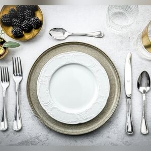 NEW Packaged Mepra Raffaello Five Piece Dinner Service Set